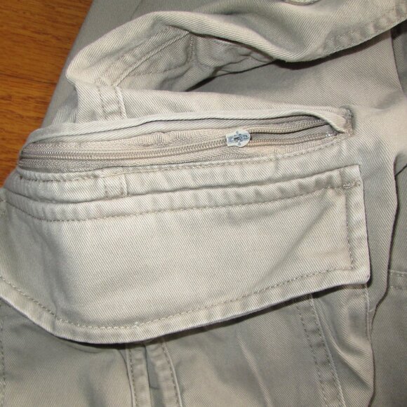Men's Lee Dungarees Khaki 100% Cotton Cargo Shorts Size 34 - Picture 6 of 7